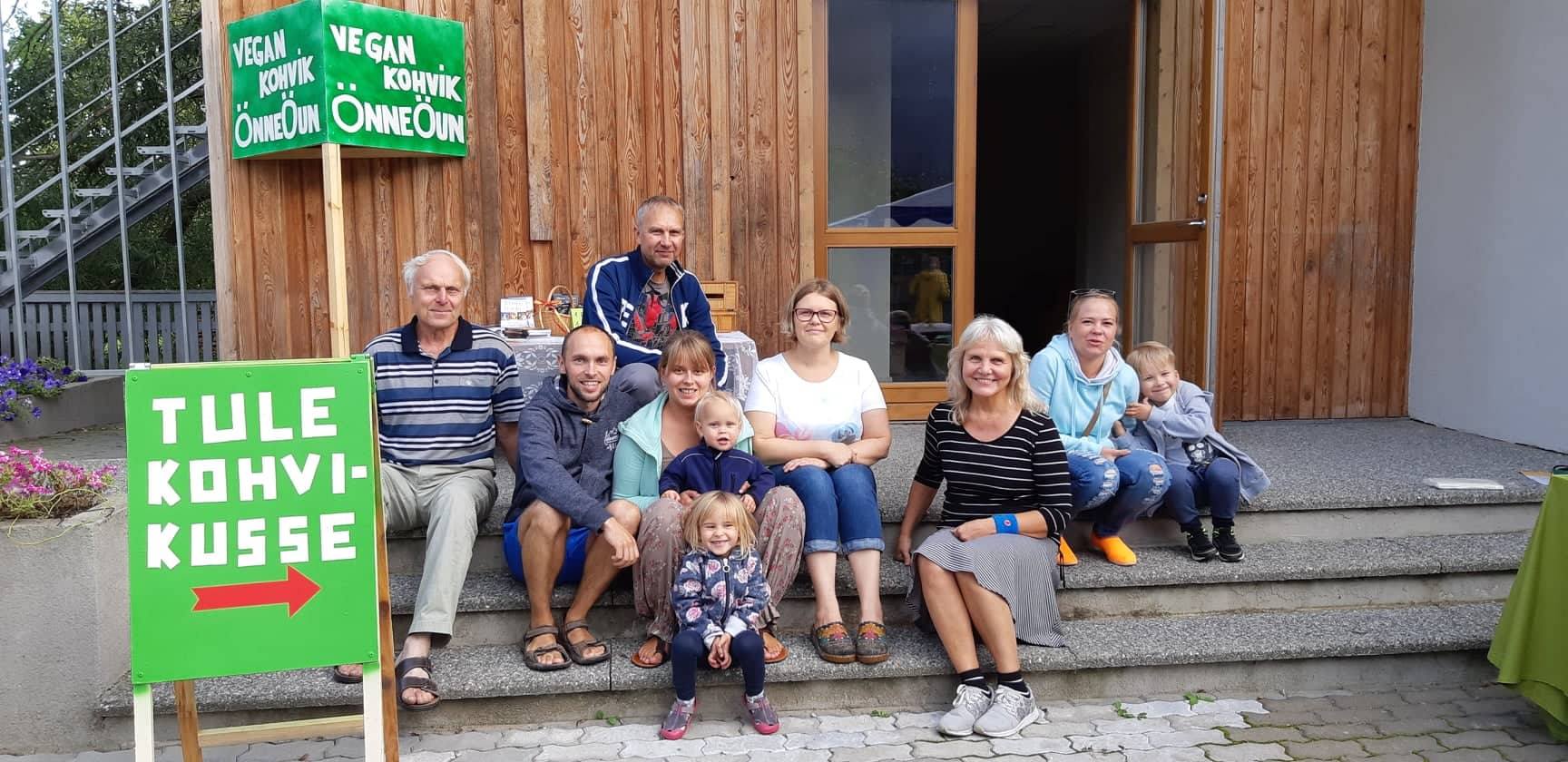 Kuressaare kogudus osales teist korda õunakohvikute päeval